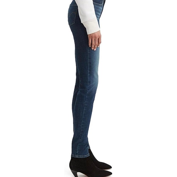 Levi’s, 311 Shaping Skinny Jeans, Color: Maui Views- Dark Indigo, Size 33 - Picture 2 of 4